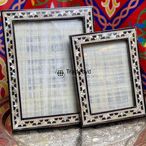 Marco de Fotos Artesanal con Incrustaciones de Madreperla, Diseño Creativo de Tradebyd - Product Image 3