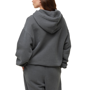 Survêtement de sport unisexe en coton 100% premium pour l'hiver |   Style décontracté élégant |   Vêtements de sport confortables pour femmes et hommes - Product Image 2