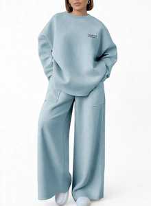 Ensemble de survêtement décontracté 2 pièces pour femme en coton imprimé bleu clair, sweat-shirt à col roulé et pantalon large longueur pleine - Product Image 1