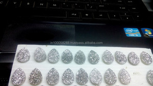 พลอยเงินแท้ 100% รูปทรงลูกแพร์ ประดับด้วยคริสตัลอะเกตแบบดรูซี่  ประกายระยิบระยับ สำหรับทำเครื่องประดับ ใช้ตกแต่งอย่างมีสไตล์ - Product Image 3