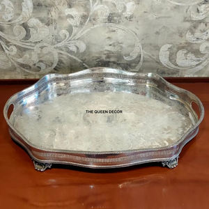 Bandeja de Servir Metálica de Alta Calidad con Acabado Dorado para Ramadán, con Borde Ancho para Servir Frutas y Postres, Tamaño Grande - Product Image 3