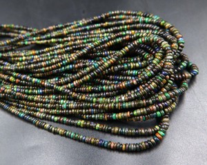 Perles d'opale éthiopienne noire naturelle multi-éclats, opale de forme ronde lisse, environ. 8MM à 5MM, longueur de 16 pouces - Product Image 5