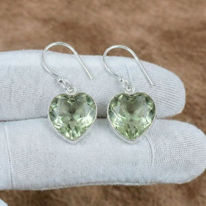 Pendientes Colgantes Hechos a Mano con Engaste de Bisel de Amatista Verde, Corte Corazón, Plata de Ley 925 Sólida para Mujer - Product Image 2
