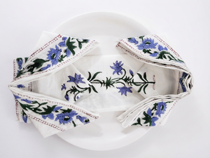 Nappe carrée en coton brodé floral traditionnel bleu Fashty Lifestyle 80x120cm, artisanat pour la maison - Product Image 3