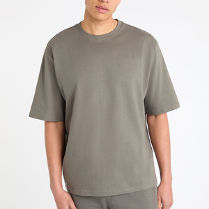 Vêtements décontractés d'été pour hommes, ensemble short et t-shirt en coton de haute qualité, nouveau design, ensemble short décontracté pour hommes - Product Image 2