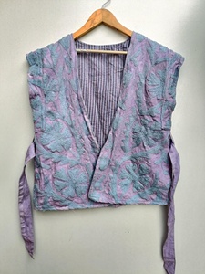 Chaleco Corto Vintage Sin Mangas de Algodón y Terciopelo para Invierno, Estilo Bohemio, Hecho a Mano, para Festivales, Regalo para Ella - Product Image 1