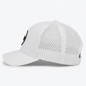 Casquettes de sport OEM 6 panneaux en gros, structure structurée et trous découpés au laser, broderie 3D personnalisée, parfaites pour l'été et le quotidien - Product Image 2