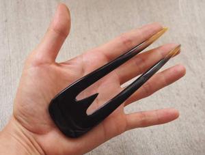 Épingle à cheveux artisanale en corne de buffle naturelle pour femme, support de chignon, accessoire capillaire vintage ethnique et écologique - Product Image 2