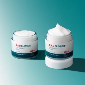 Crema Hidratante Red Blemish Clear 1+1, Botella de 70 ml para Piel Seca - Product Image 1