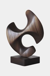 Sculpture de table en bois artisanale moderne, abstraite et irrégulière, décoration artistique de bureau pour salle à manger, salon, bureau à domicile - Product Image 4