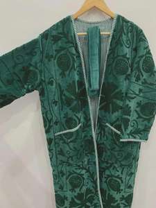 Kimono largo de terciopelo bordado Suzani, bata Suzani larga, chaqueta floral de invierno para mujer, chaqueta tipo Duster, abrigo tipo kimono, regalo para ella - Product Image 2