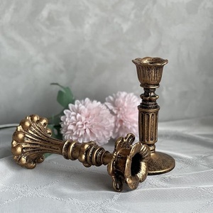 Candelabro de Metal Dorado KRAFT WORLD con Forma de Bicicleta, Diseño Moderno y Lujoso, Ecológico, Duradero, Hecho a Mano, Forma Novedosa para Mesa - Product Image 5