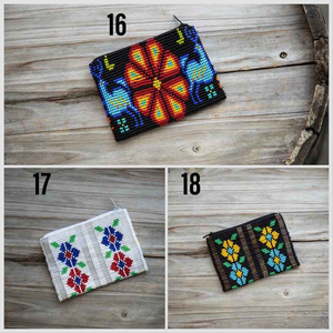 Pochette à monnaie perlée faite à la main, motif dessin animé, pochette de voyage, couleur/taille personnalisée, petite pochette à maquillage colorée en perles, sur mesure - Product Image 5