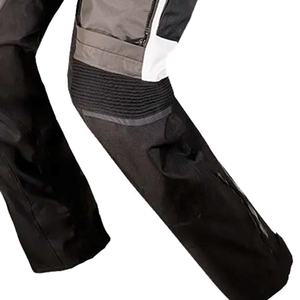 Pantalon de moto en textile conçu pour les longs trajets sur route, offrant un confort respirant et une protection CE niveau 1. - Product Image 6