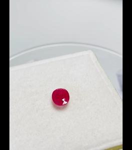 Rubis naturel certifié IGI, taille ovale, 1,28 carats, 8,20x6,28x2,57 mm, couleur rouge premium, lustre excellent, pierre précieuse de collection pour bijoux - Product Image 3