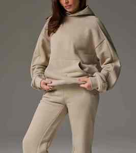 ชุดเซ็ตเสื้อฮู้ดดี้ผ้าฝ้าย 100% สไตล์ลำลองขายดี พร้อมกางเกงวอร์มทรงหลวม พิมพ์โลโก้ตามสั่ง 2 ชิ้น รับผลิตแบบ OEM - Product Image 3