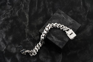 Cadena Cubana de Plata de Ley 925 con Moissanita VVS de 10 mm, Collar de Cadena Cubana de Plata 925 para Mujer - Product Image 3