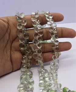 Perles facettées en forme de cœur en améthyste verte naturelle AAA 8x9 mm, pierre précieuse en améthyste verte, briolette en forme de cœur, 8 pouces, pour la création de bijoux - Product Image 1