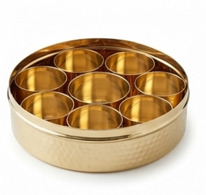 Ensemble artisanal de pots à épices ronds en métal avec finition dorée martelée et couvercle pour la cuisine - Product Image 4
