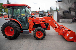Tractor MX6000HSTC 2025, Equipo Premium Listo para Exportación, Suministro a Granel para Trabajo Pesado, 210HP, Tracción en las 4 Ruedas, Transmisión por Engranajes - Product Image 5