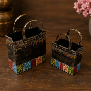Cesta Rectangular de Metal con Diseño de Arte Folclórico Pintado para Decoración del Hogar - Product Image 2
