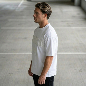 T-shirt brodé effet vieilli OEM pour homme – Personnalisé, manches courtes, style streetwear - Product Image 3