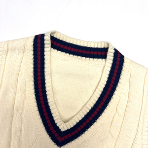 Gilet sans manches en tricot crème pour homme, col en V, motif torsadé, couleur unie, en acrylique, pour l'automne - Product Image 6