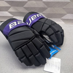 ถุงมือป้องกันมือซ้ายขวาสำหรับ MMA ฮอกกี้น้ำแข็ง แฟชั่นทันสมัยสำหรับกิจกรรมกลางแจ้ง สายรัดแบบปรับได้ PVC กันน้ำ - Product Image 2