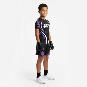 Tenue d'entraînement MMA pour filles, ensemble athlétique personnalisé avec rashguard à manches courtes et short de sport sublimé assorti - Product Image 6