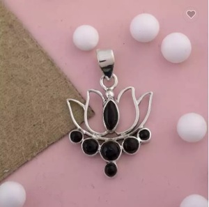 Pendentif Fleur de Lotus en Argent 925 avec Onyx Noir, Pierre Naturelle, Collier Fait Main, Bijoux en Gros - Product Image 3