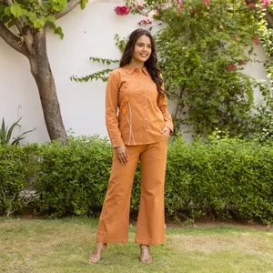 Ensemble deux pièces en coton orange pour femmes, chemise boutonnée sur le devant, haut à manches longues et col, pantalon évasé, tenue décontractée et élégante pour tous les jours - Product Image 3