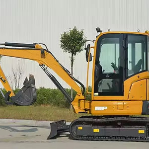 Miniexcavadora Usada Versátil de 3 Toneladas con Brazo Oscilante Desplazable y Orugas de Goma para Operaciones de Construcción en Espacios Reducidos - Product Image 1