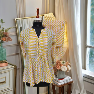 Conjunto de Pijama de Verano para Mujer, Estampado Floral, Cuello en V, Manga Larga, Algodón Estampado a Mano, Transpirable y Cómodo - Product Image 1