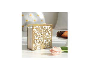 Porte-serviettes en métal au design classique pour table à manger, finition durable, look élégant, idéal pour la décoration de la maison et de la cuisine. - Product Image 1