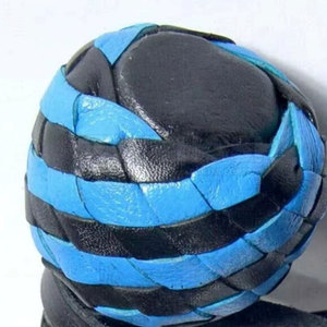 Fouet en cuir durable de qualité supérieure, cuir véritable, poignée robuste, design flexible, idéal pour l'entraînement et les activités de plein air - Product Image 2