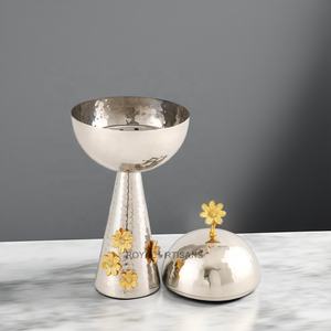 Quemador Bakhoor de acero inoxidable hecho a mano para la decoración de la Mesa del hogar Ramadán Mubkhar Quemador Bakhoor de metal aromático con tapa - Product Image 1