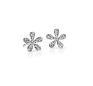 Boucles d'oreilles clous en or 14 carats avec diamants floraux (naturels) pour offrir en cadeau lors d'anniversaires, de célébrations et de moments spéciaux - Product Image 2
