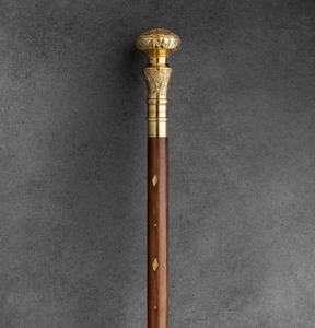 Bastón de diseño creativo hecho a mano con mango de latón de agarre fuerte y diseño moderno de Universal Overseas - Product Image 3