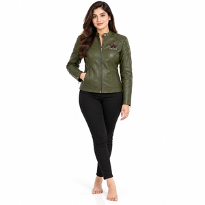 Chaqueta de cuero para mujer de alta calidad, diseñada con material duradero y ajuste cómodo, con acabado suave y costuras impecables. - Product Image 1