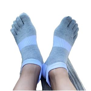 Calcetines tobilleros de algodón a la moda para mujer, calcetines cortos transpirables con punta abierta, calcetines náuticos con elasticidad, logotipo de uso diario, absorbente de sudor corporal - Product Image 1