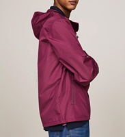 Ventes en gros de vestes coupe-vent pour hommes en taille plus, de haute qualité, respirantes, en nylon, avec doublure en maille, capuche en fourrure, vêtements de sport