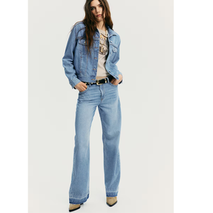 Ensemble veste en jean tressée personnalisée OEM pour femme et jean assorti, délavage clair, style streetwear vintage - Product Image 2