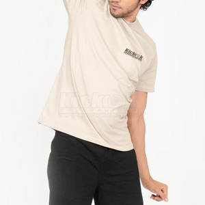 T-shirt homme de haute qualité 100% coton, tissu doux et confortable, idéal pour les tenues décontractées, les activités de plein air et le style quotidien - Product Image 3