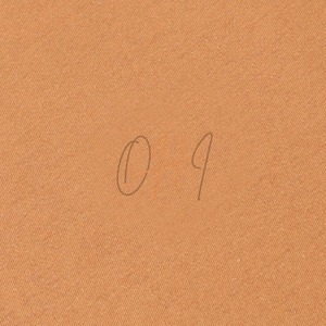 เสื้อยืดโอเวอร์ไซส์สีส้มไหม้พิมพ์ลายกราฟิกสำหรับผู้ชาย - ดีไซน์ตัวอักษร "OH" สไตล์มินิมอล คอกลม แขนสั้น ผ้าฝ้าย - Product Image 4