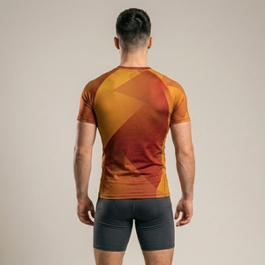 เสื้อกีฬาผู้ชายแบบสั่งทำ OEM แขนสั้นรัดรูป กระชับรูปร่าง เหมาะสำหรับออกกำลังกาย ยืดหยุ่นได้ดี ใช้สำหรับเล่นกีฬาในยิมและออกกำลังกาย - Product Image 5