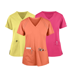 Trajes de fregado de diseño de moda de alta calidad para mujer, uniforme de enfermera superior para atención médica clínica de Hospital, MOQ bajo Saomai FMM VN - Product Image 1
