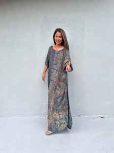 Robe Kaftan Col Bateau Vert Gris Foncé AC 30 pour Femme, Style Automne, Grande Taille, Tie-Dye en Mousseline - Product Image 4