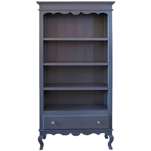 Librería de Madera de Teca Gris Pizarra con Borde Festoneado, Estantería Abierta de 4 Niveles con Cajón y Patas Curvas - Product Image 1