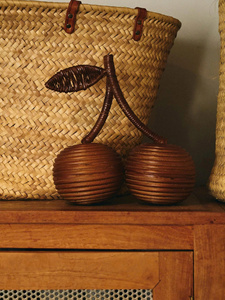 Adorno de mimbre en forma de cereza, hecho a mano, decoración colgante de frutas para mesa, escultura, decoración para el hogar y fiestas - Product Image 5