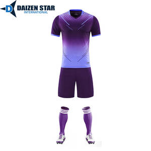 Nombre y números del equipo personalizados, impresión por sublimación de manga corta, 100% poliéster, transpirable y de secado rápido - Product Image 4